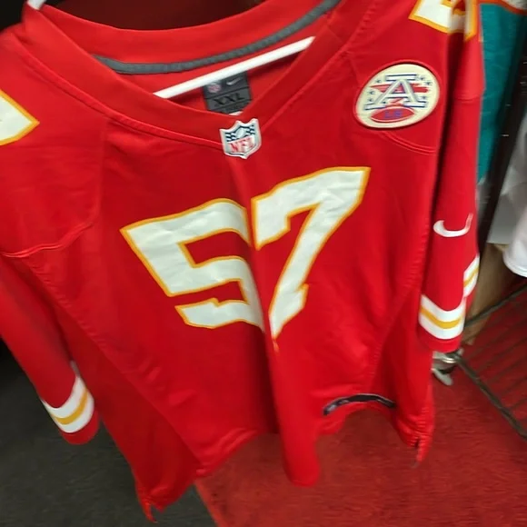 Men’s Nike NFL Kansas City Chiefs Orlando Brown JR #57 Used Sz XXL Red - Picture 10 of 10